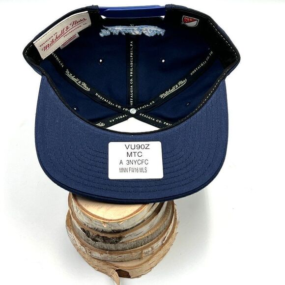 MITCHELL & NESS NYC Football MLS Hat - NWT - Picture 5 of 9